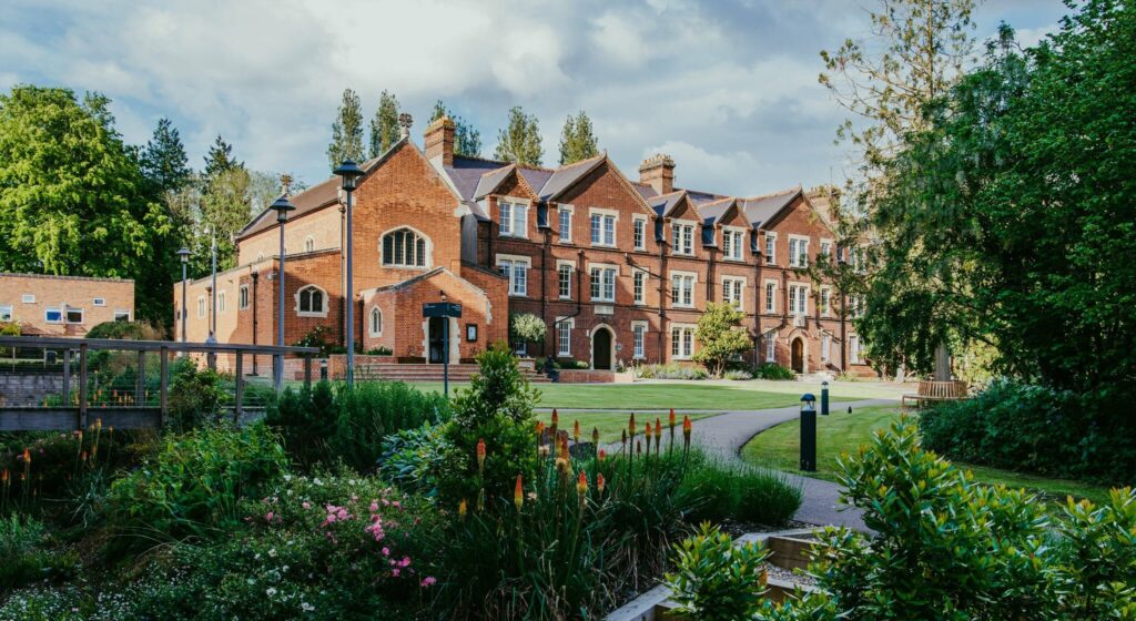 St Edmund's College　このブログの作成者が1997年3月から1年間所属していたケンブリッジのカレッジ