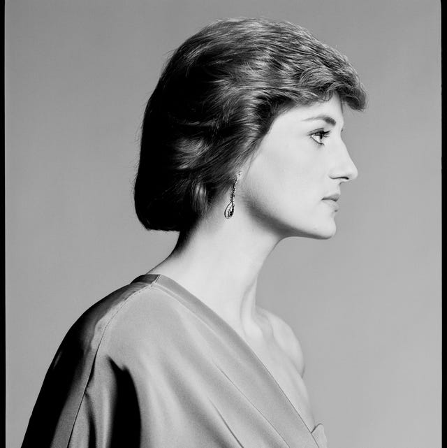 故ダイアナ妃　(婦人画報より)