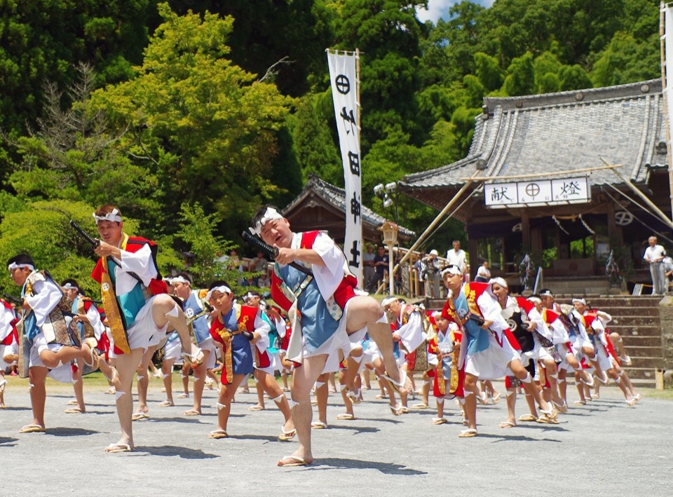勇壮な薩摩の侍踊り (文化庁)