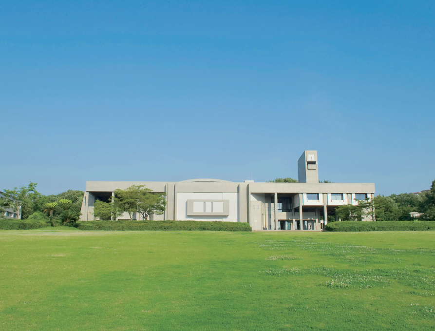 名古屋大学大学院国際開発研究科 (国際開発ジャーナル社)