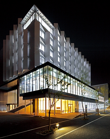 名古屋大学東山キャンパスES総合館 (axona AICHI より)